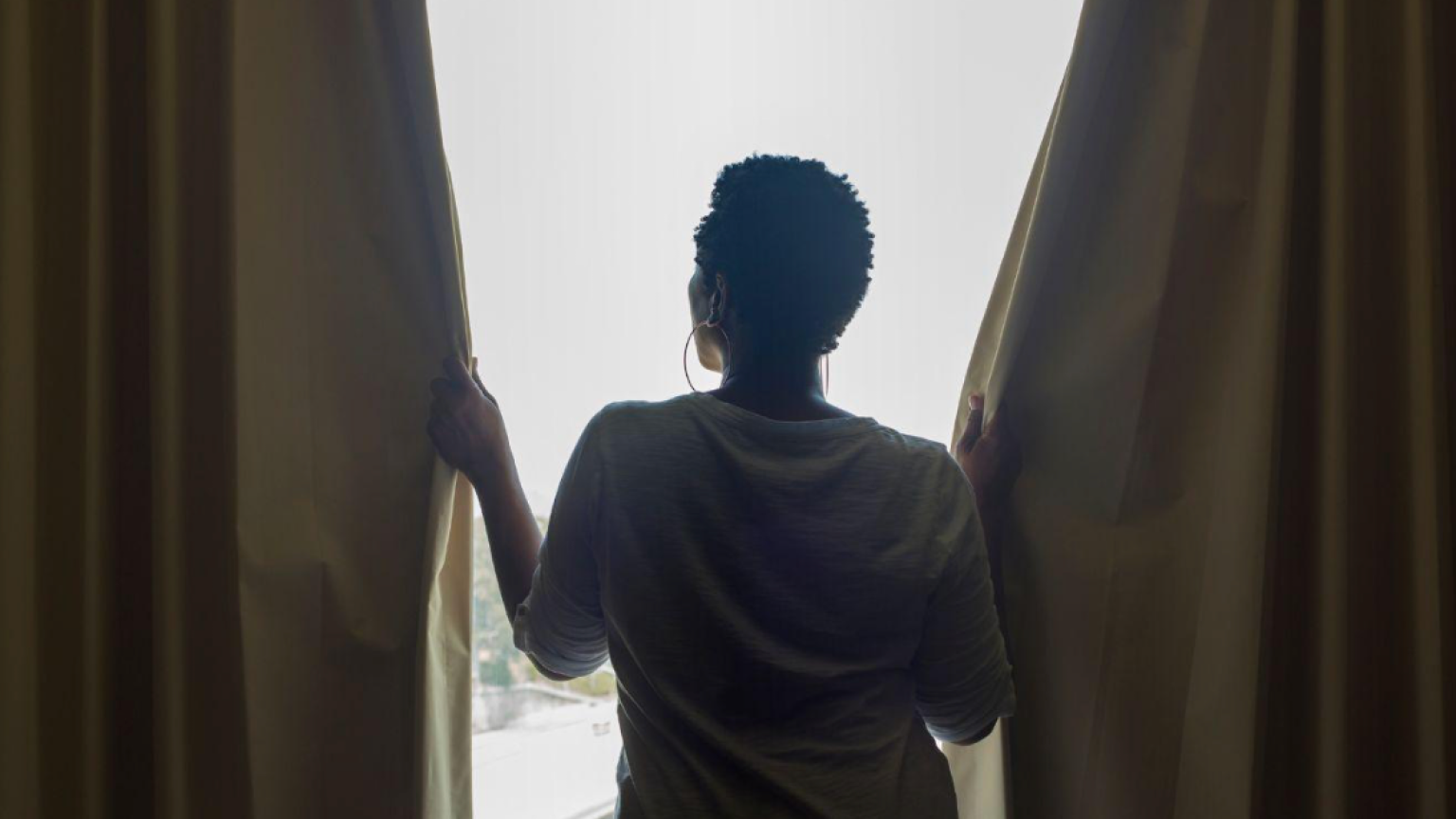 Best Blackout Curtains Is Stoneside Worth It? Hollywood Life